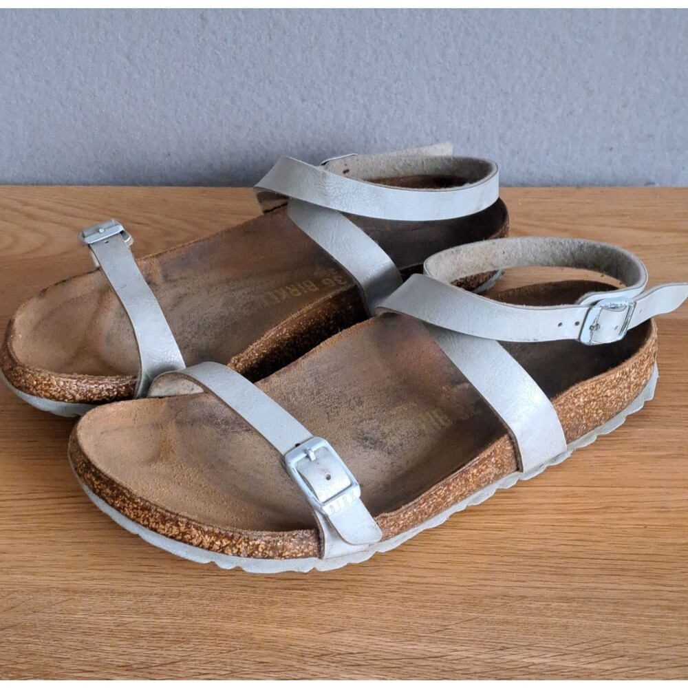 Birkenstock Daloa Women’s Size 5 Sandals Silver EU 36 Narrow Ankle Strap Flat